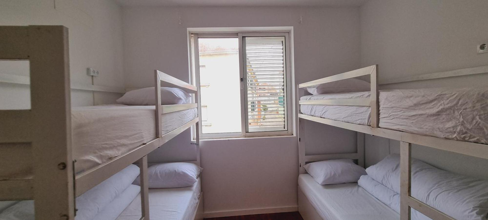 Owls Hostel Ribeiro Porto Luaran gambar